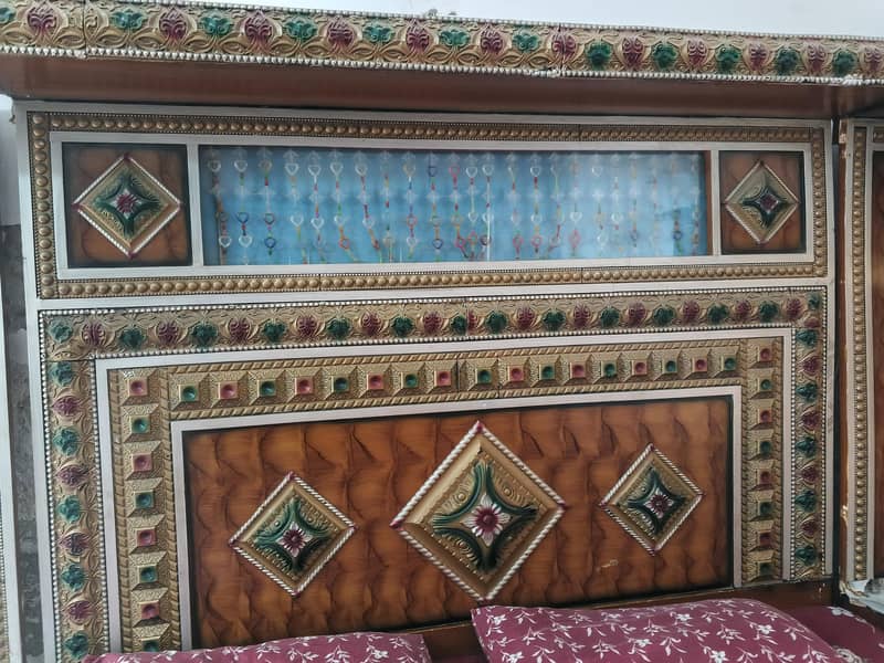 double bed 2 side table 1 dressing 4