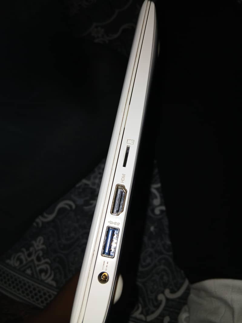 Laptop 3