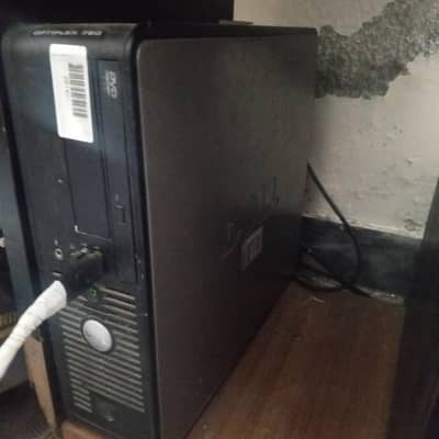 Gaming PC - intel Core 2 Quad | NVS 310 Graphics Card | 17 inch LCD