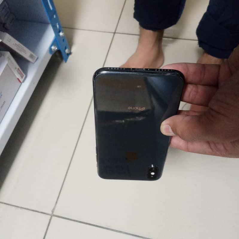 Apple iPhone X 0