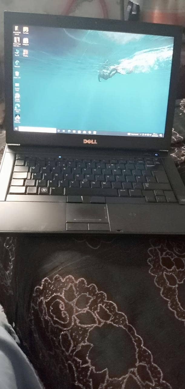 dell laptop 3
