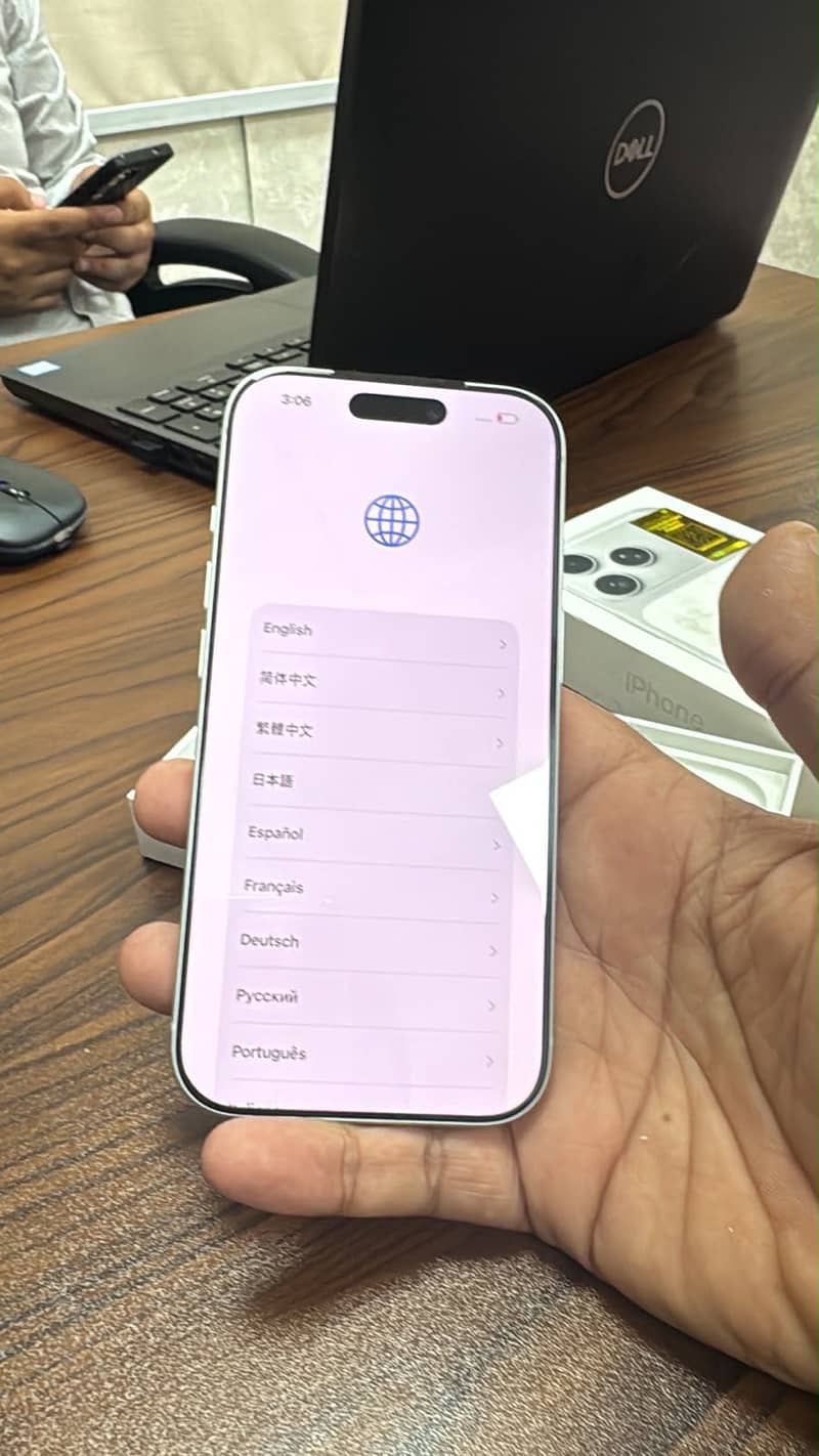 Apple iPhone 17 Pro 0