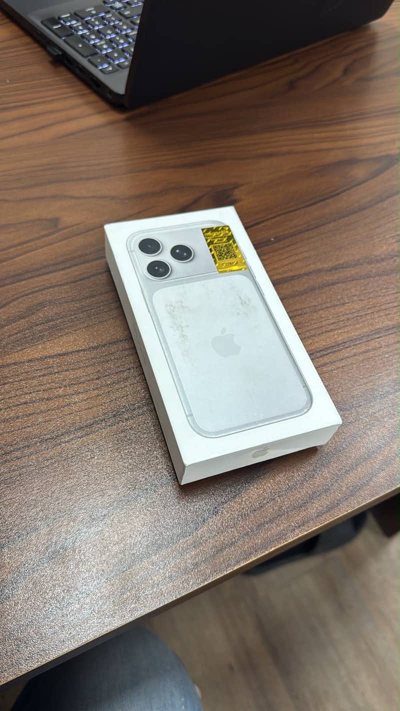 Apple iPhone 17 Pro 2