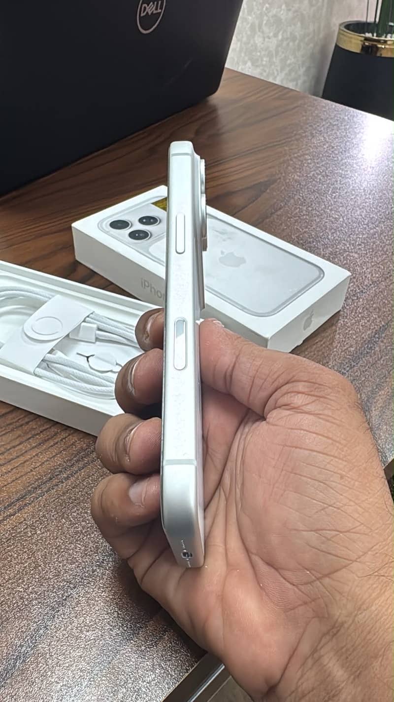 Apple iPhone 17 Pro 7