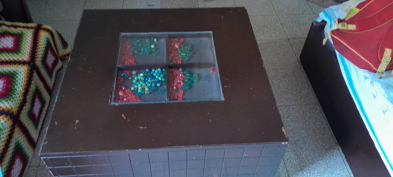 Coffee table simple design. 1