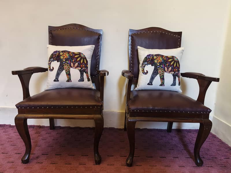bed room chairs 2