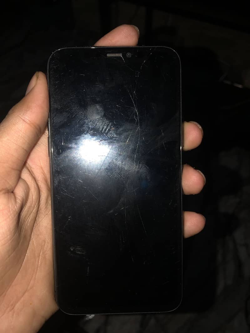 Apple iPhone 11 Pro 2