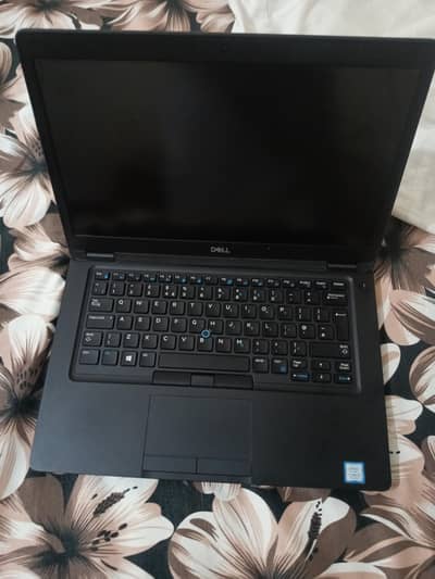 core i5-8th gen 10/10 condition 512gb nvme