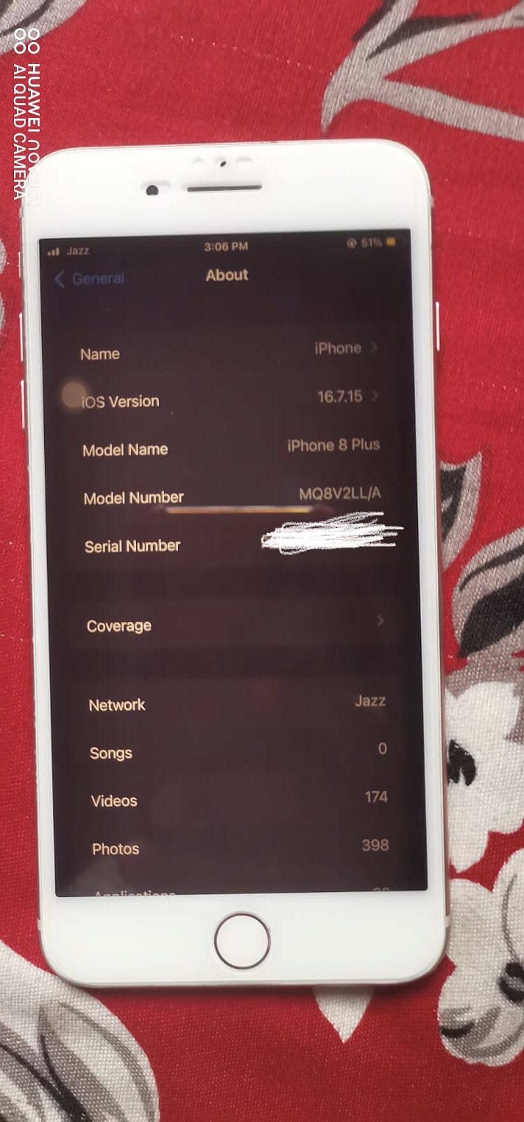 Apple iPhone 8 Plus 3