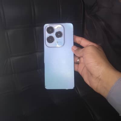 Infinix Hot 40