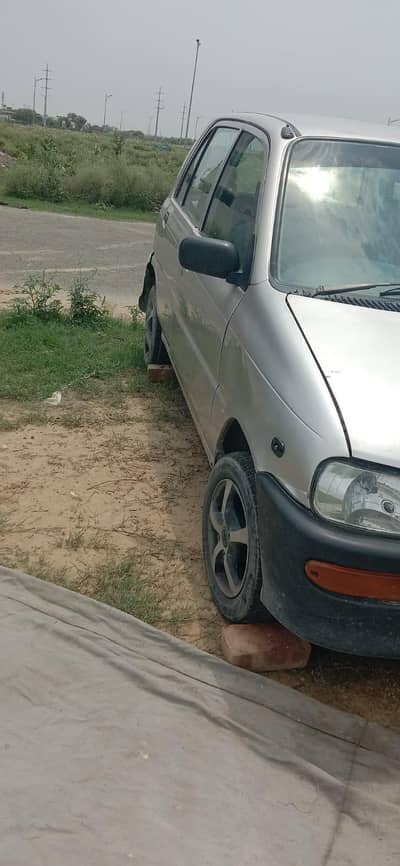 Daihatsu Cuore 2003