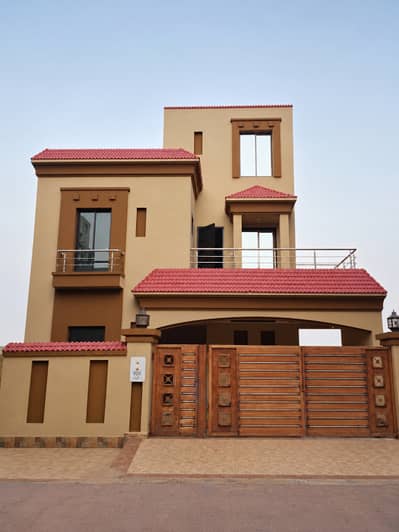 10 MARLA HOUSE FOR SALE IN THE HEART OF BAHRIA TOWN LAHORE | HIGH RETURN INVESTMENT OPPORTUNITY