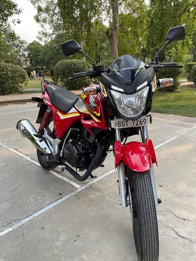 Honda CB 150F 2025