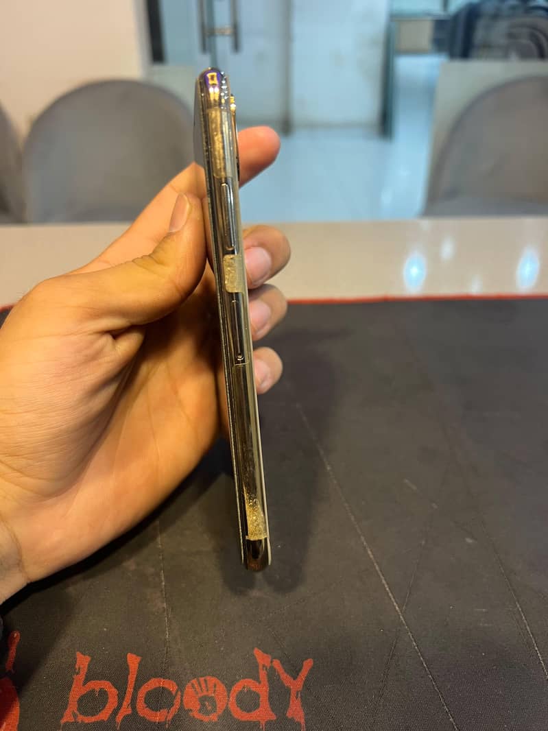 Apple iPhone XS 2