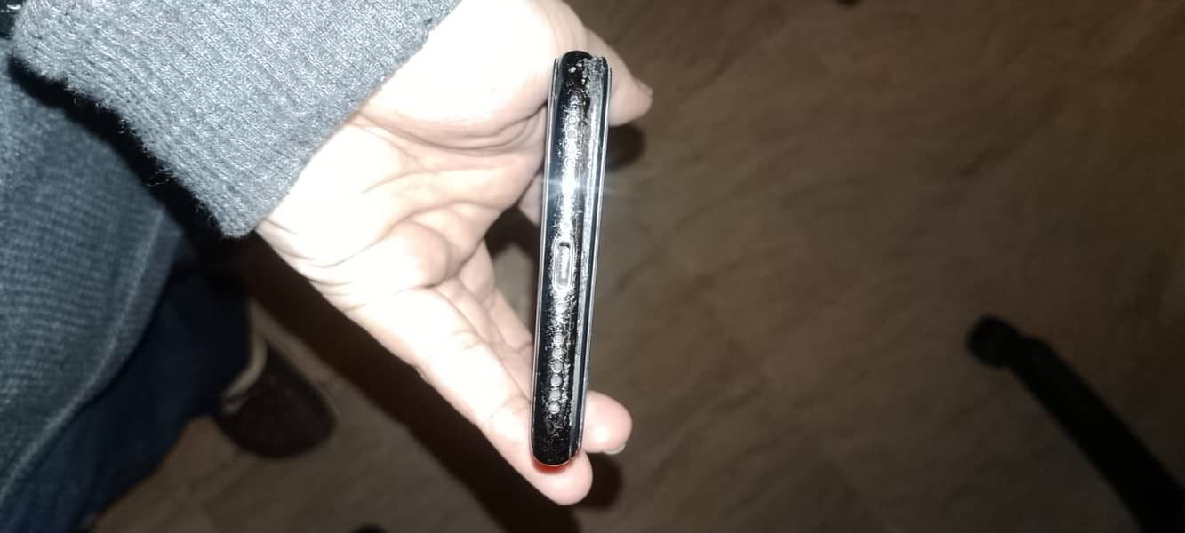 Apple iPhone X 5
