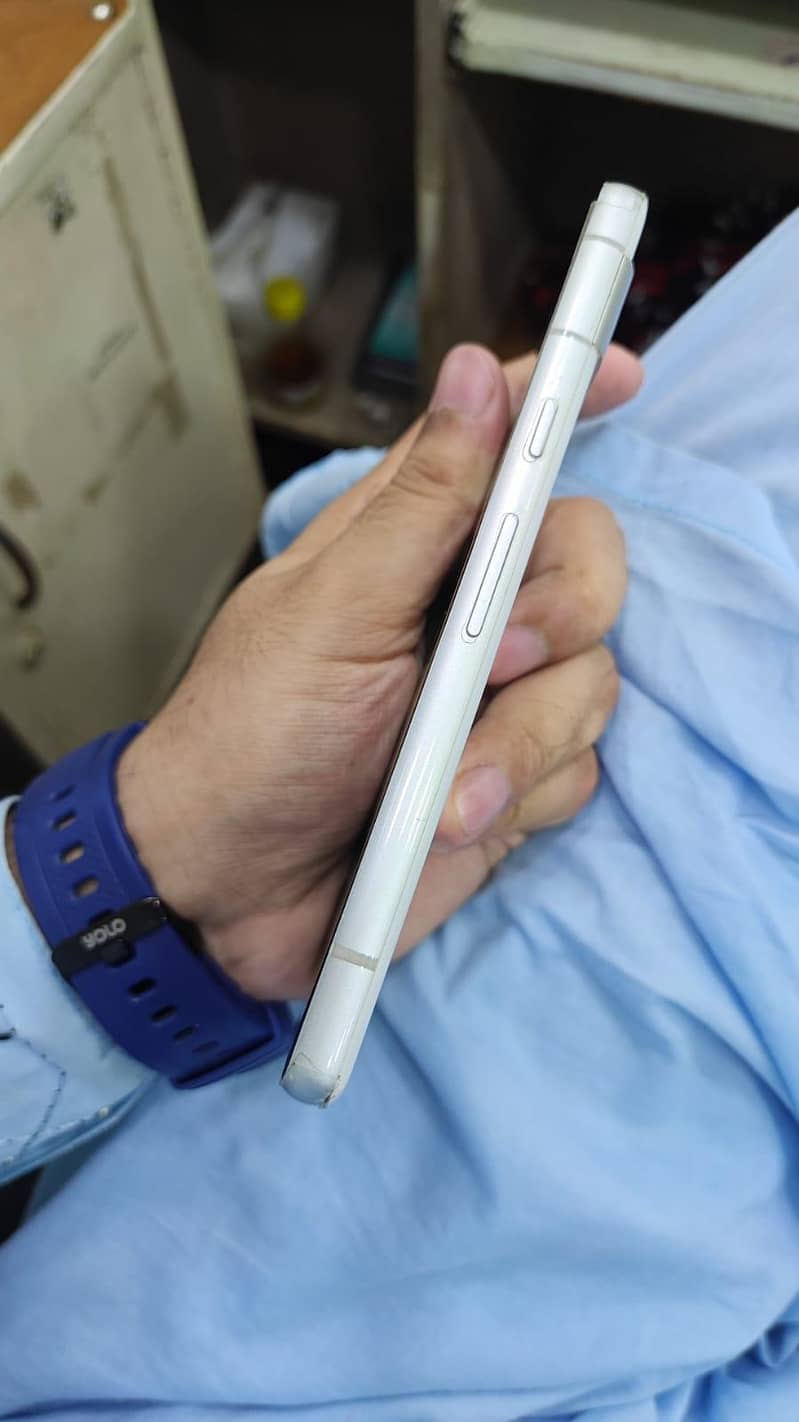 GOOGLE PIXEL 7A 3