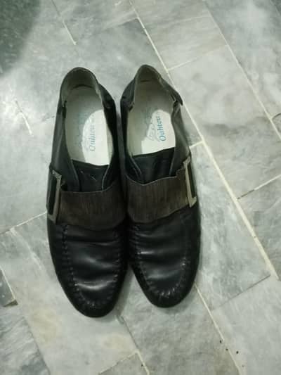leather shoes with Ortho sole