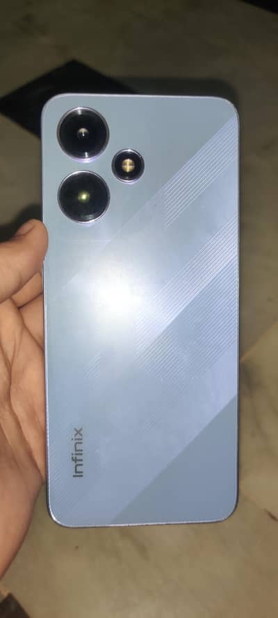 Infinix Hot 30 Play