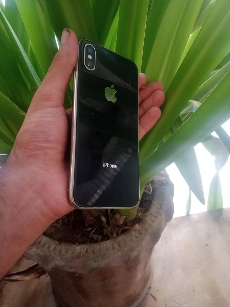 Apple iPhone X 3