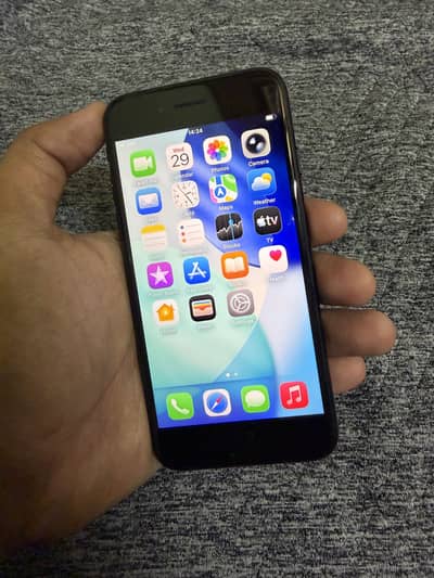 Apple iPhone SE3 64GB