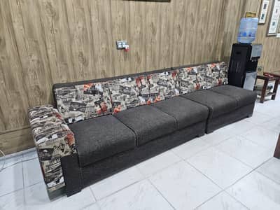 L shaped 8 Seater Sofa in Very Good Condition