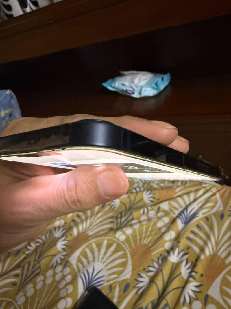 Apple iPhone 13 3