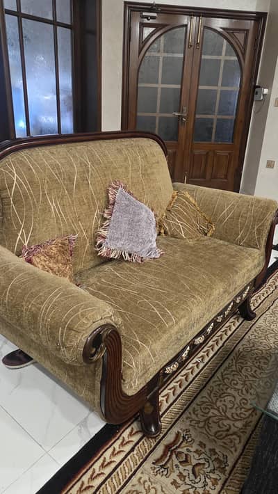 3 2 1 sofa set in good condition for sale