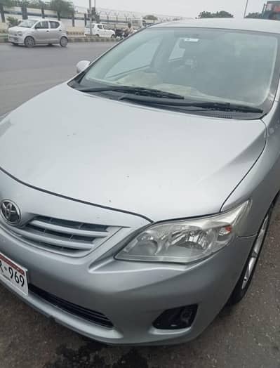 Toyota Corolla GLI 2013. Geniune Car. Own Engine. 03332174916
