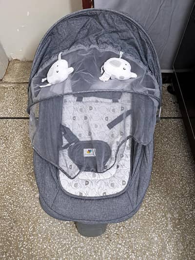 mastela Deluxe 4 in 1 electric swing