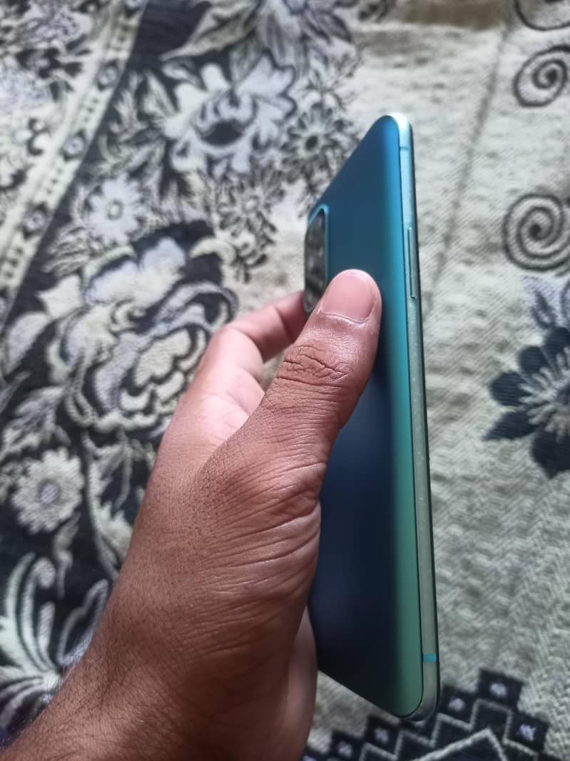 One Plus 8T 4