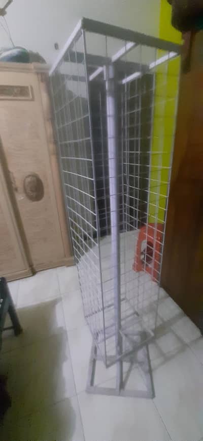 6 feet rotating 360 degre 4 side dsplay stand with heavy base pipe