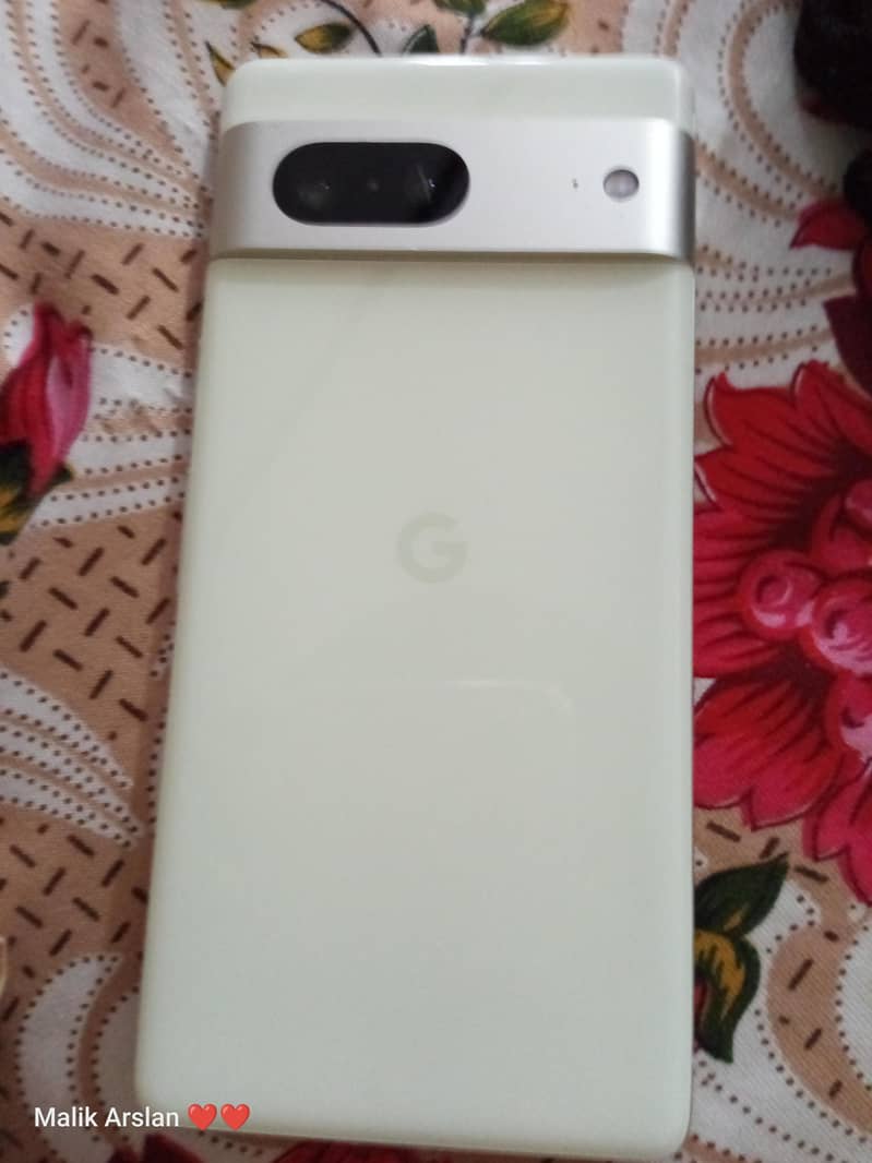 Google Pixel 7 3