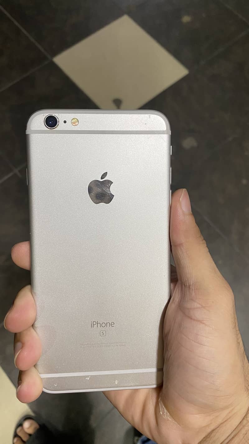 Apple iPhone 6S Plus 2