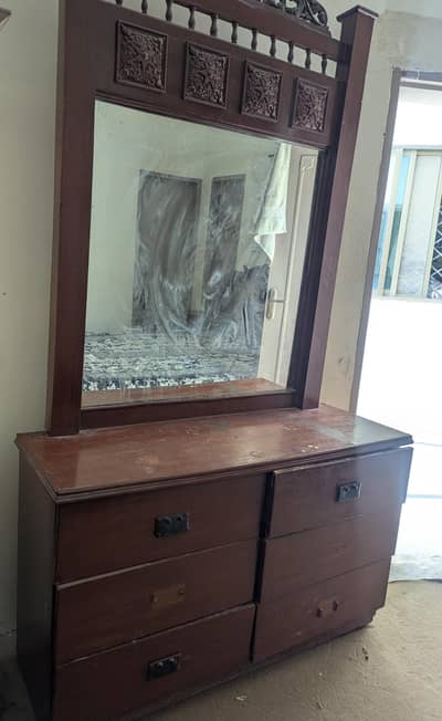 i want to buy my wooden bed nd dressing