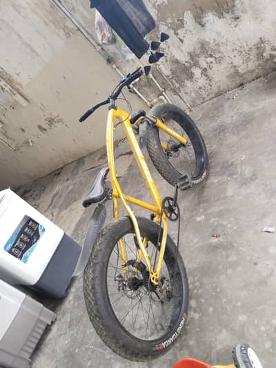 dubai inport bicycle 37000 good condition 10/10 for sale