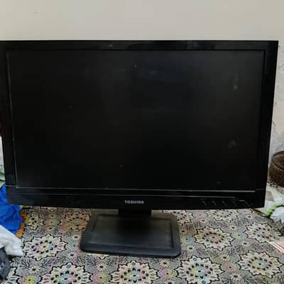 Toshiba 21" led monitor with built-in speaker