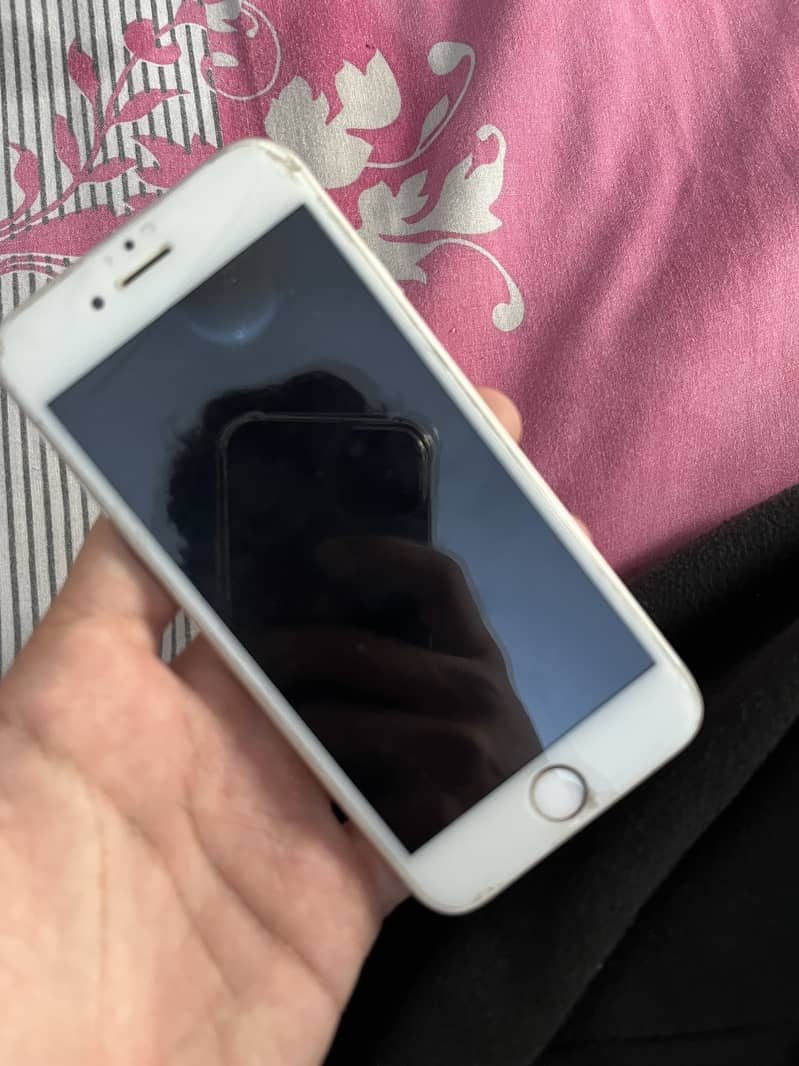 Apple iPhone 6S 1