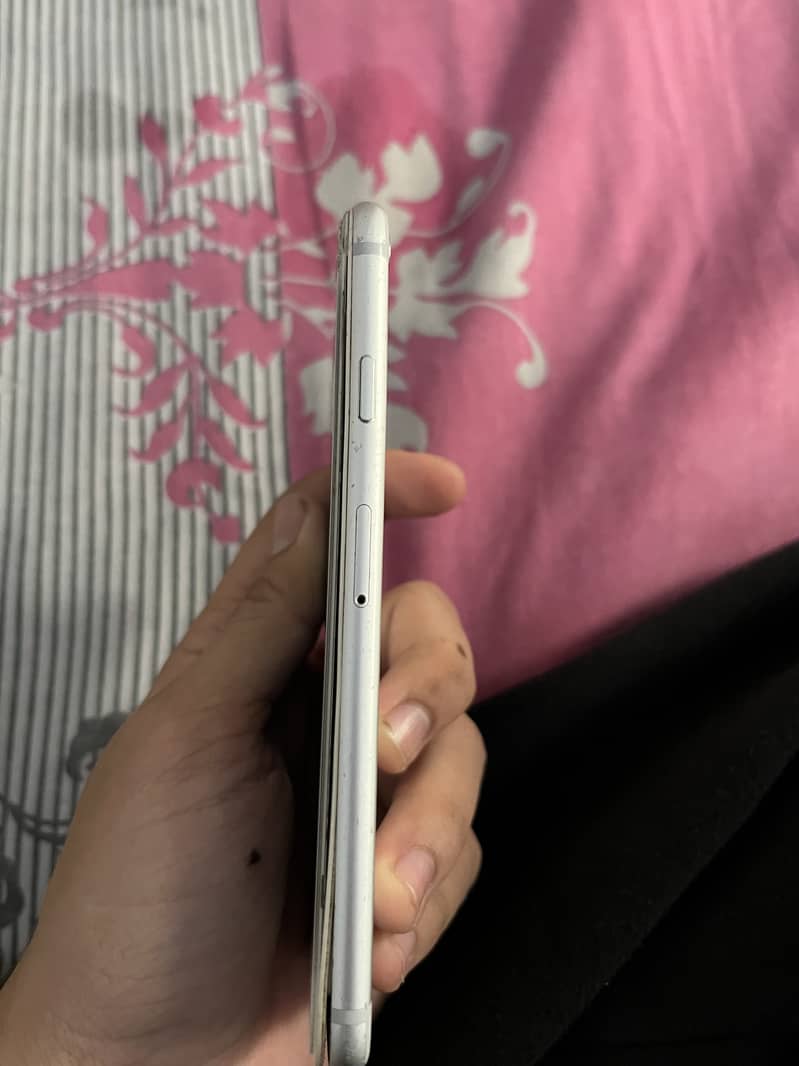 Apple iPhone 6S 3