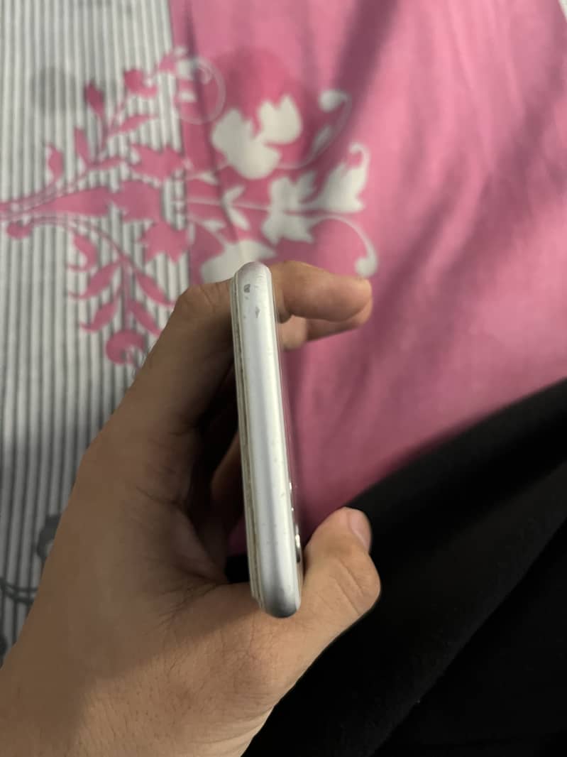 Apple iPhone 6S 5
