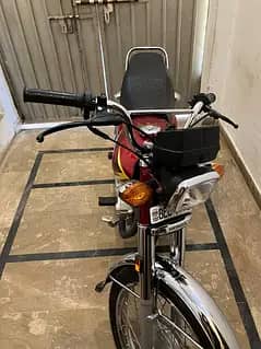 Black Honda 125 2026 model just like new bike