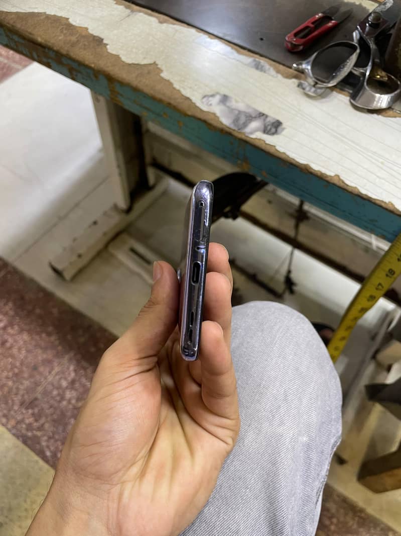 One Plus 9 4