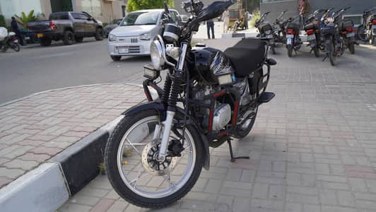 Suzuki GS 150 SE 2022
