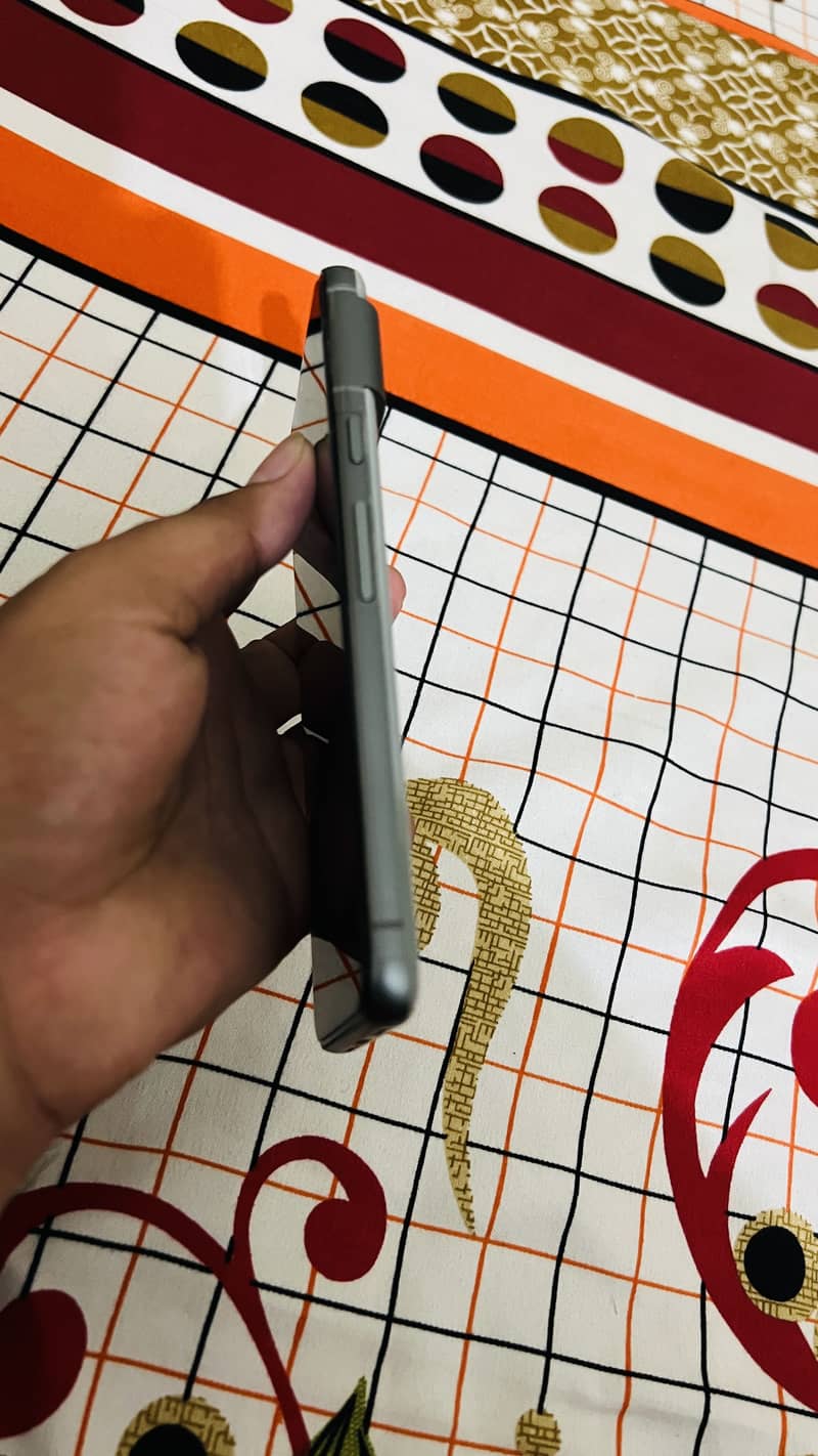 Google Pixel 8 1