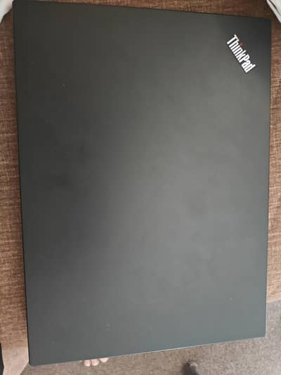 Thinkpad E480 i5 8 th gen ddr4, excellent condition