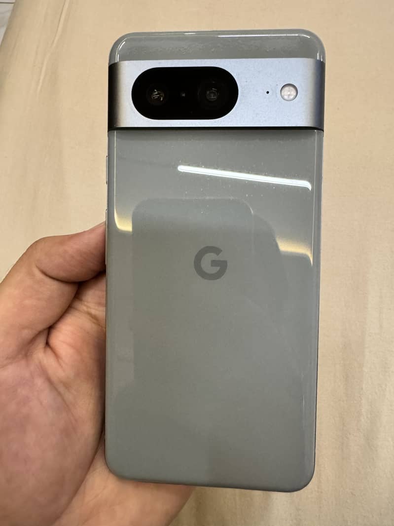 Google Pixel 8 3