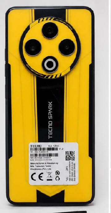 Tecno SPARK 30 1
