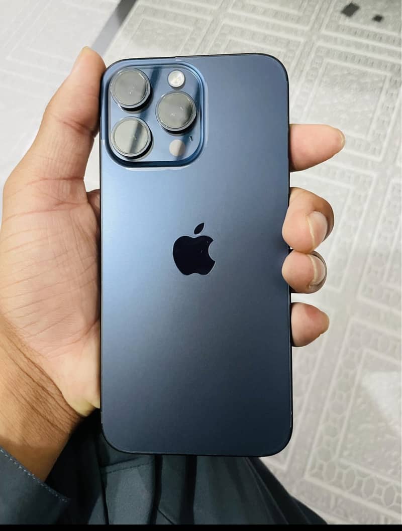 Apple iPhone 14 Pro 1