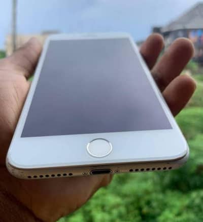 Apple iPhone 8 Plus