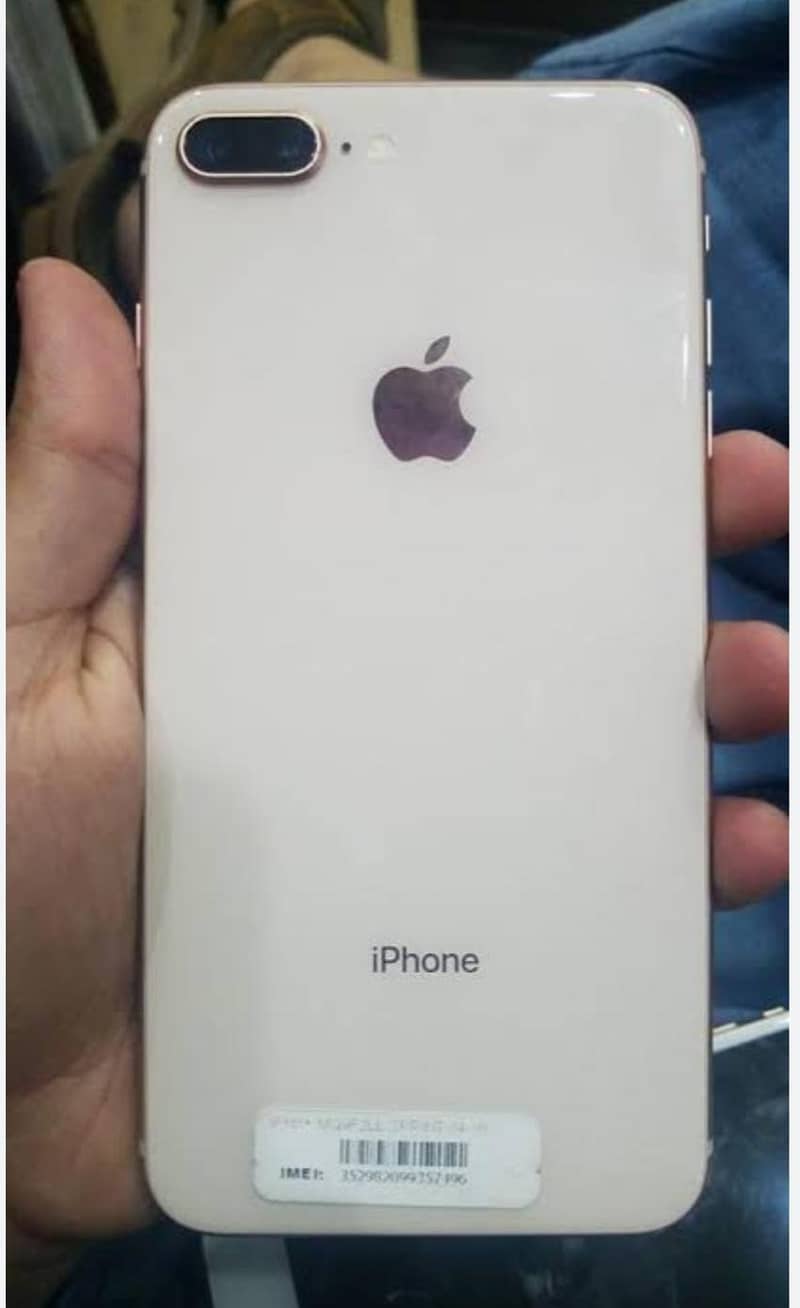 Apple iPhone 8 Plus 4