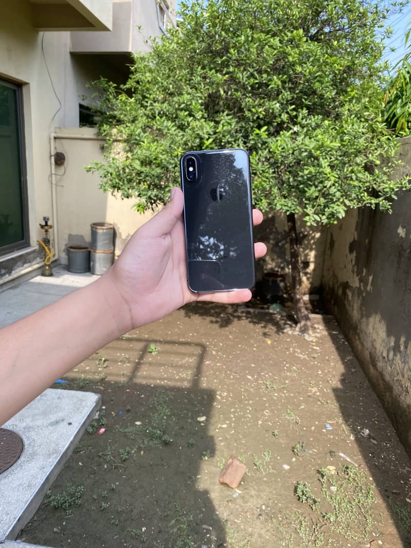 Apple iPhone X 2